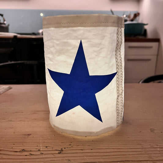 Lyslykt med blå stjerne