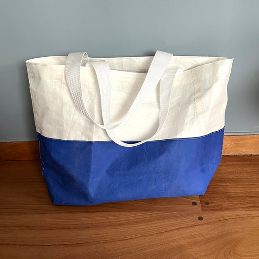 Stor bag med blått 8-tall