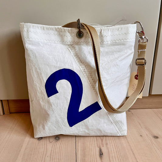 Skulderveske med blått to-tall