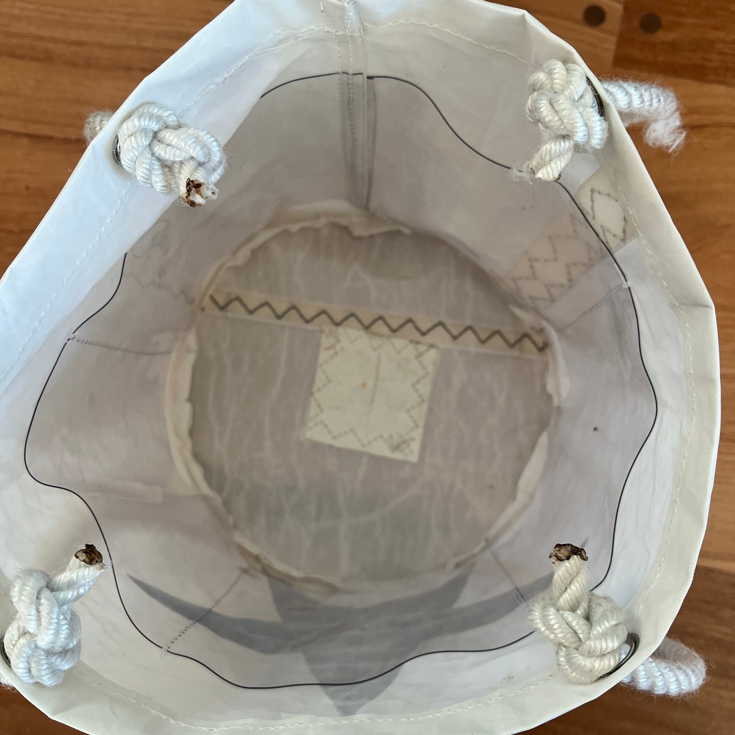 Ølbøtte med stor blå stjerne