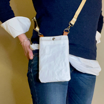 Crossbody, liten hvit