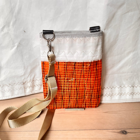 Crossbody, oransje racingseil
