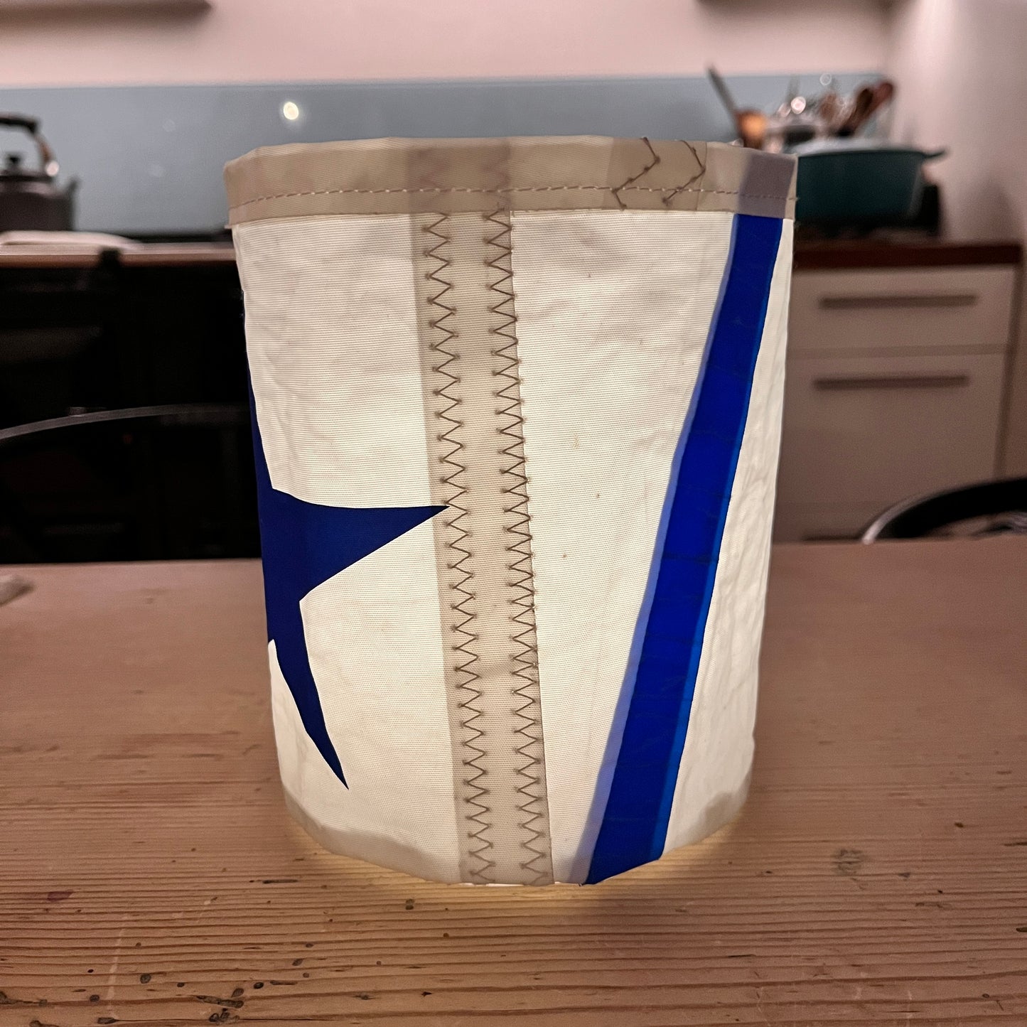 Lyslykt med blå stjerne