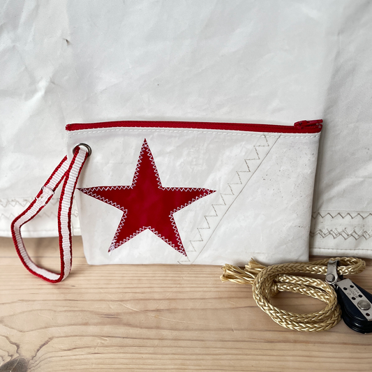 Liten clutch med rød stjerne