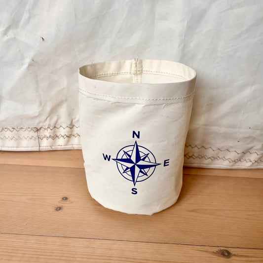 Lyslykt med blått kompass