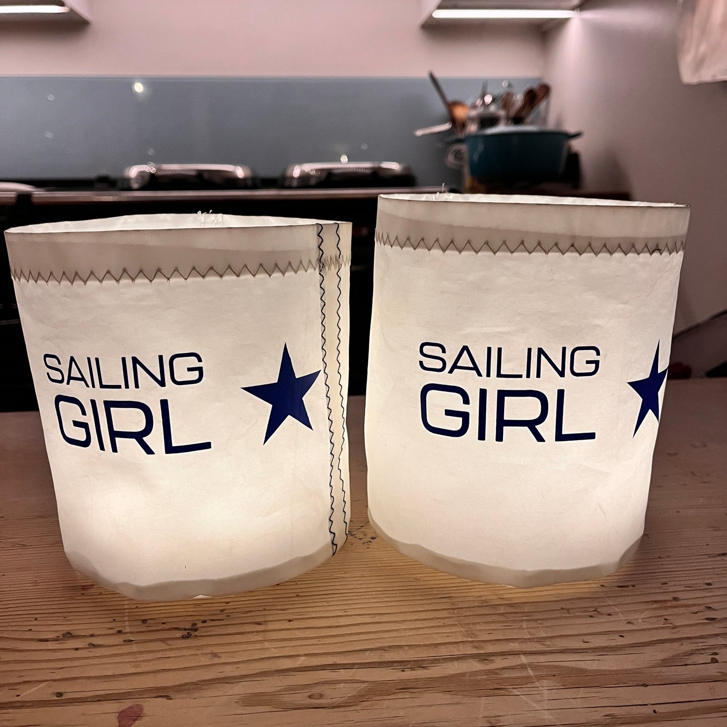 Lyslykt med Sailing Girl