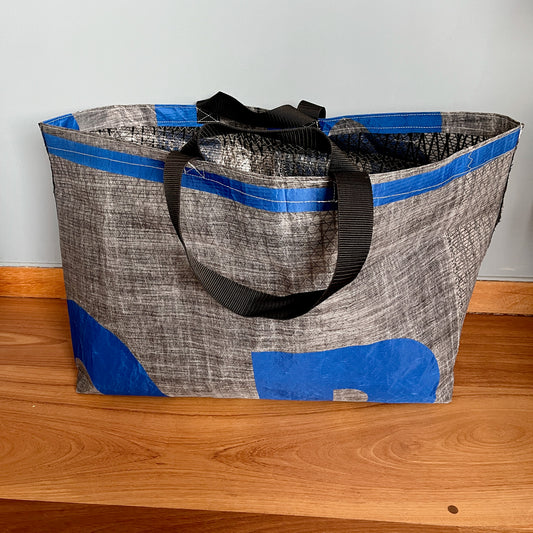 Stor "Ikeabag" med tall fra seilet