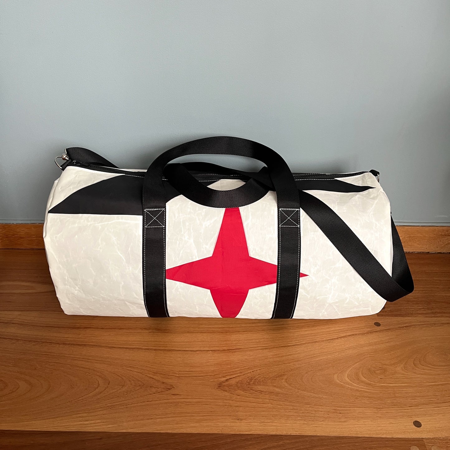 Utsolgt! Duffelbag med Albin Express-logo
