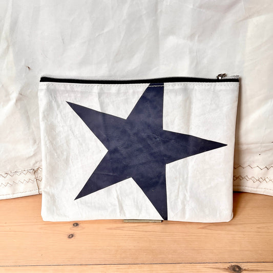 Stor clutch, med sort stjerne